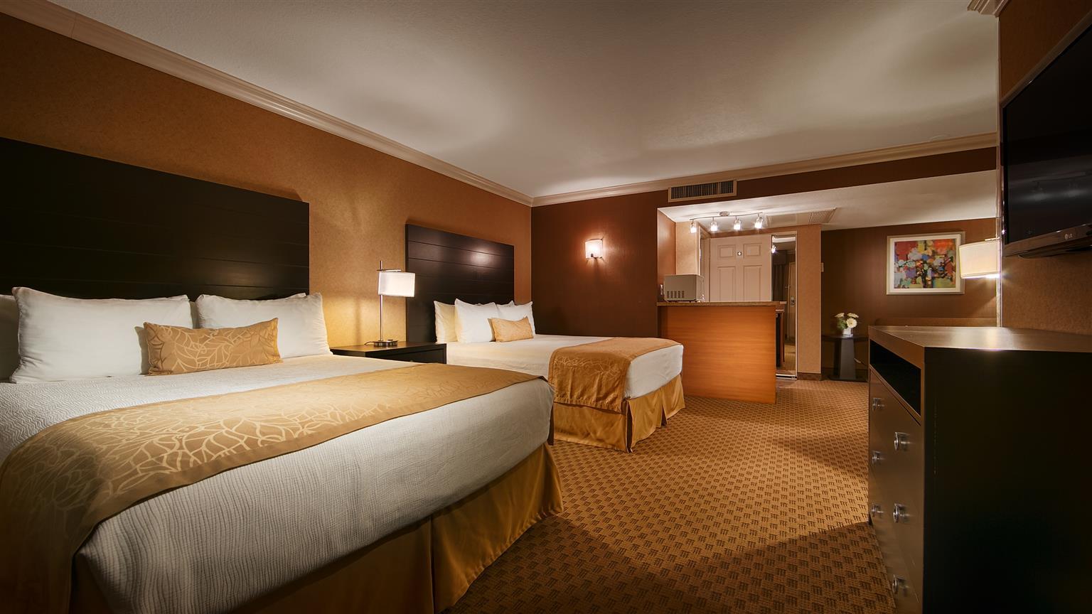 Hotel d'Lins Ontario Airport Esterno foto